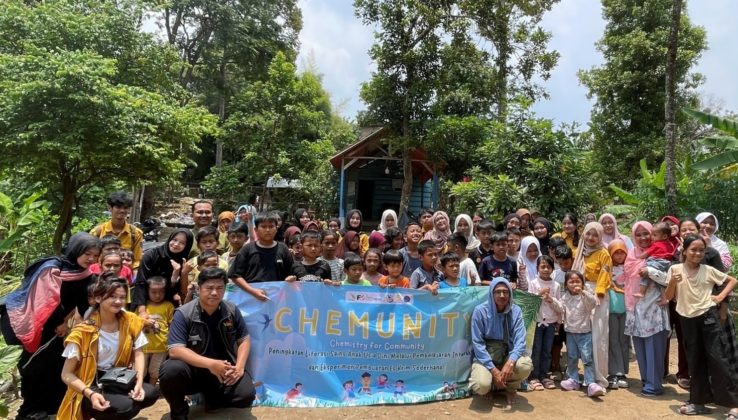 dosen-dan-mahasiswa-institut-teknologi-sumatera-gelar-sosialisasi-literasi-interaktif-di-sekolah-rakyat-busa-pustaka